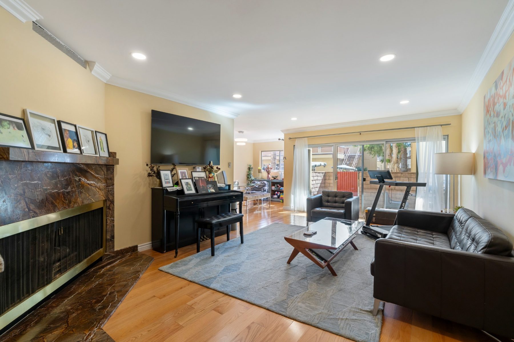 Living room with fireplace